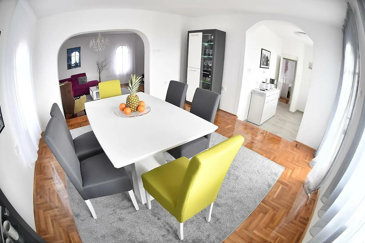 Mydayhouse Villa Klenovica Holiday home